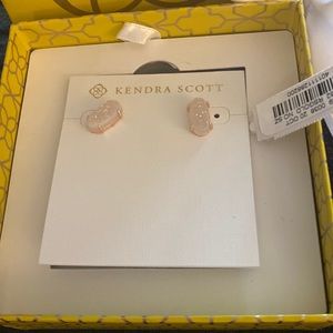 Beautiful NWT Kendra Scott earrings . Comes with Kendra box and ribbon